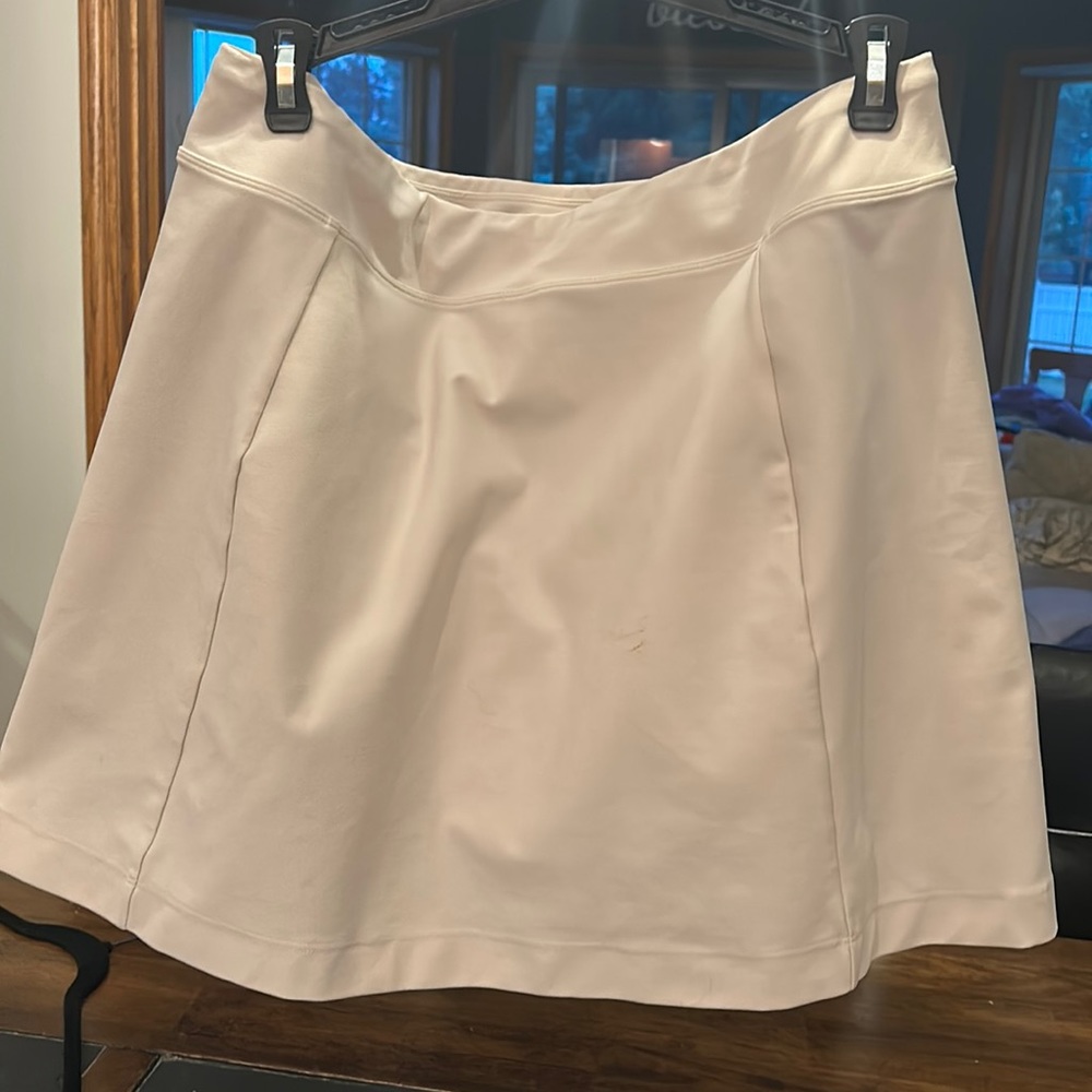 Lady Hagen Golf Skort. Size Large. EUC. Light Khaki